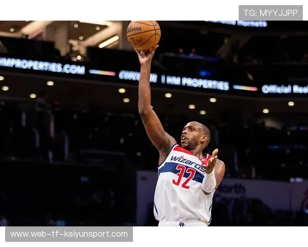 开拓者队签约联盟顶级中锋，增强深度，开拓者 球队